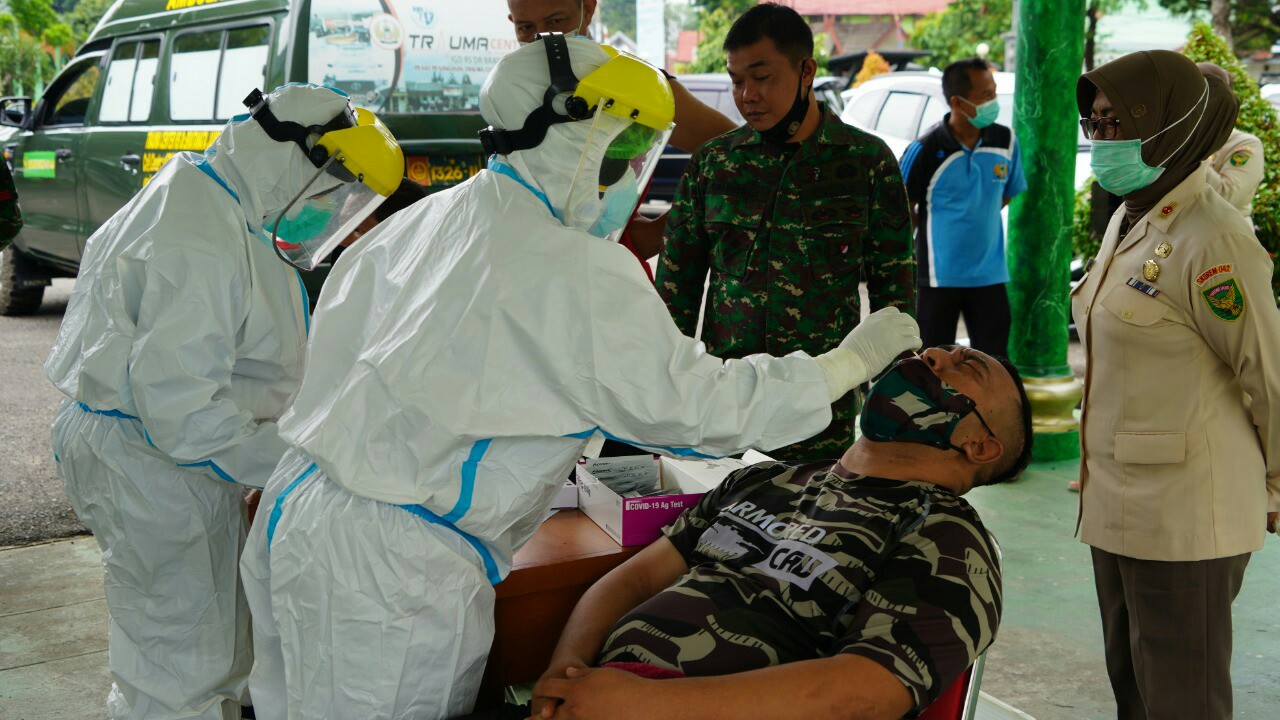 Cegah Peningkatan Covid 19, Korem 042 Gapu Laksanakan Rapid Antigen