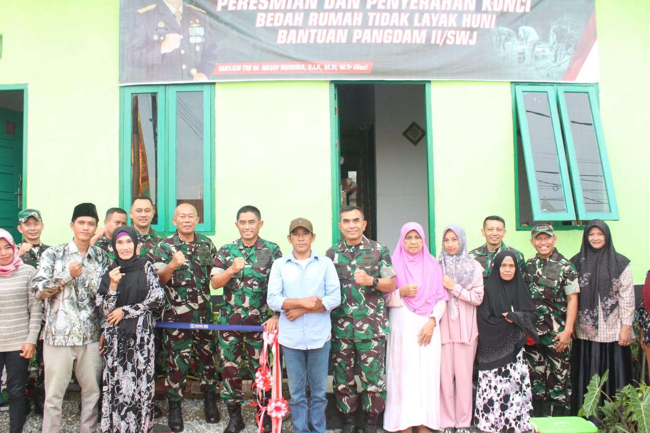 Pangdam II/Sriwijaya meresmikan program bantuan bedah RTLH bagi masyarakat