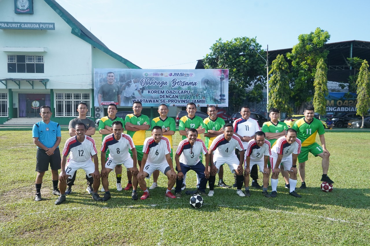 Perkuatan sinergitas dengan wartawan, Korem 042/Gapu gelar olahraga bersama