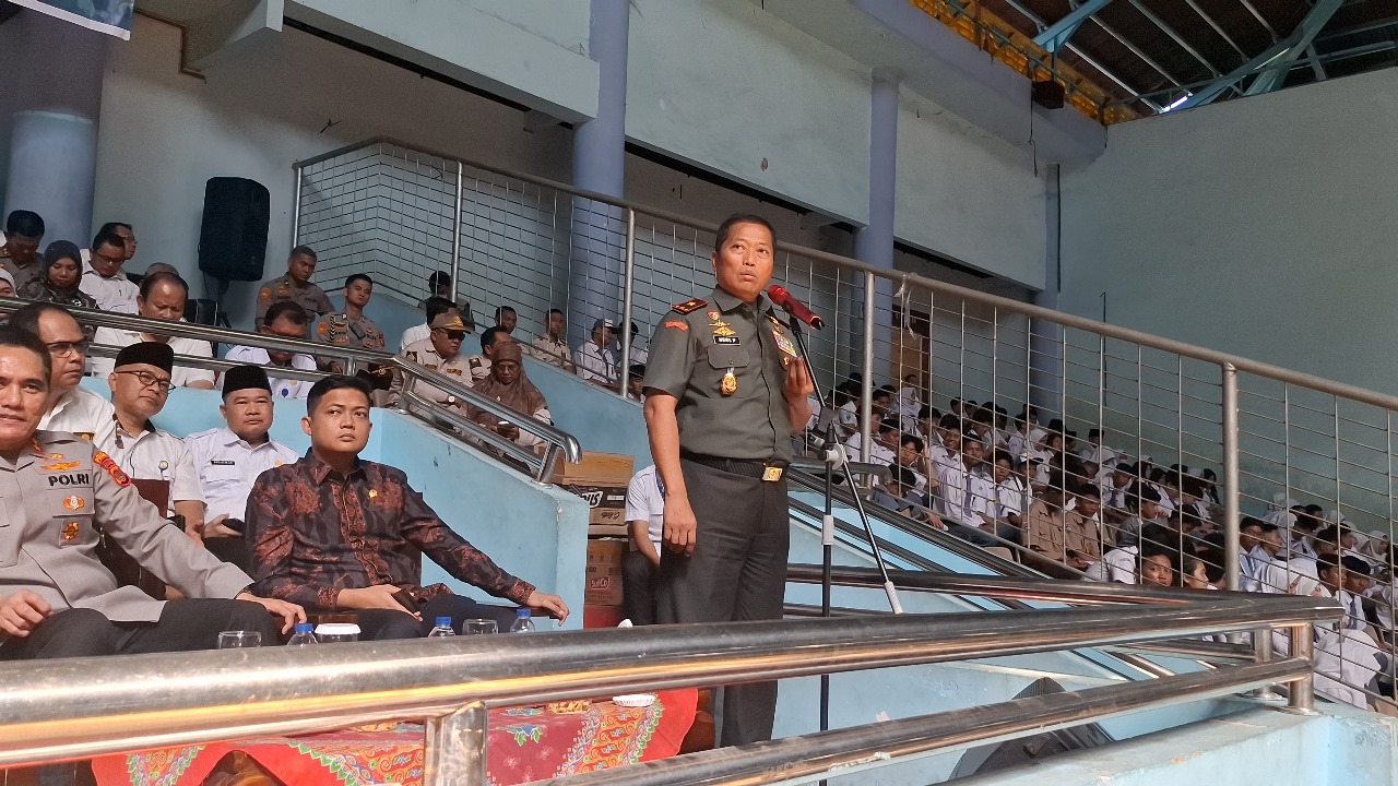 Danrem 042/Gapu Hadiri Deklarasi Anti Judi Online Bersama Siswa/i se-Kota Jambi