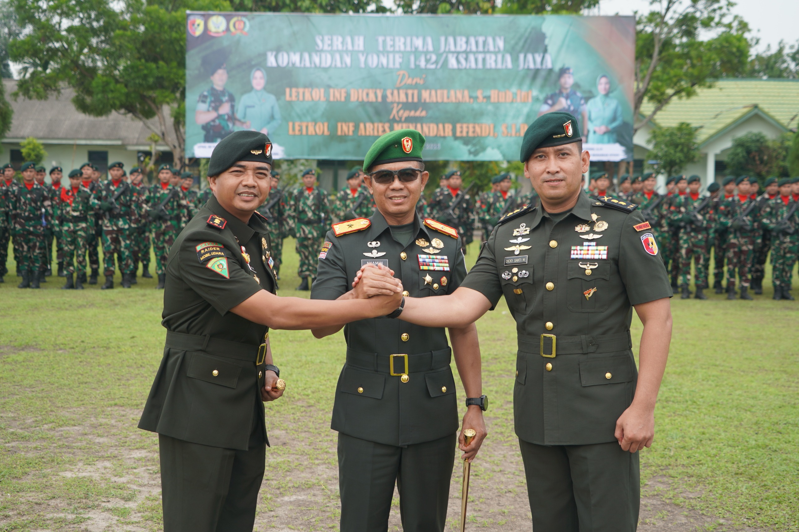 Tongkat Komando Yonif 142/Ksatria Jaya Resmi Berganti