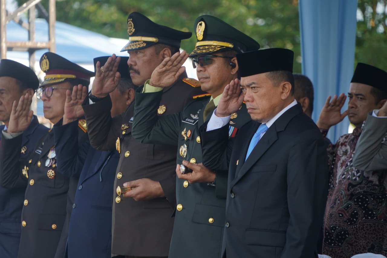 Danrem 042/Gapu Hadiri Upacara Hari Bhayangkara Ke-80, Perkuat Sinergitas TNI-Polri untuk Masyarakat